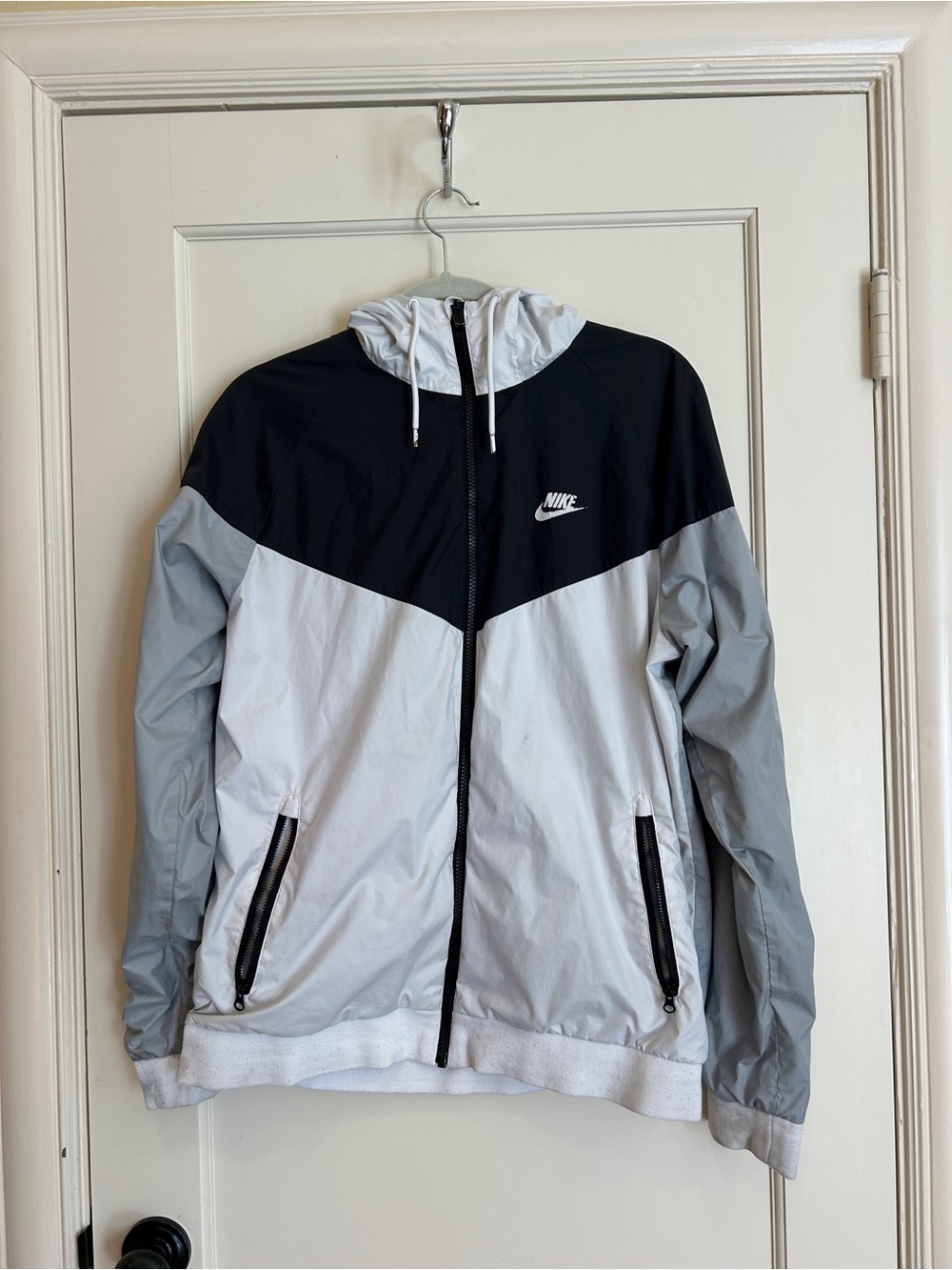 Nike Men’s Windbreaker Jacket - Black, Light Gray, White